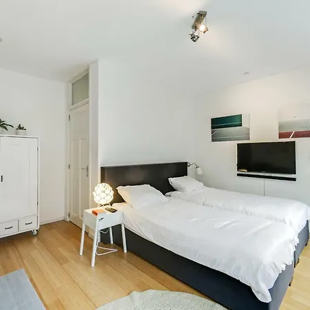 Paul's Guest house *